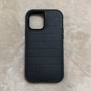 Otterbox defender series IPhone 12